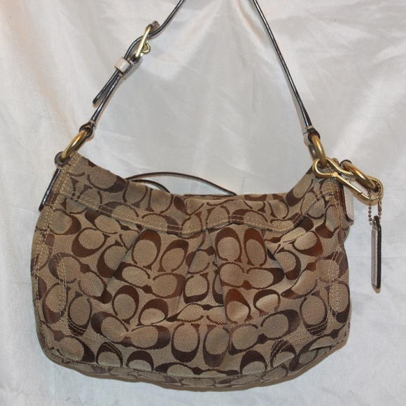 Coach Handbags - 12918 Coach Signature Fabric Hamptons Jacquard